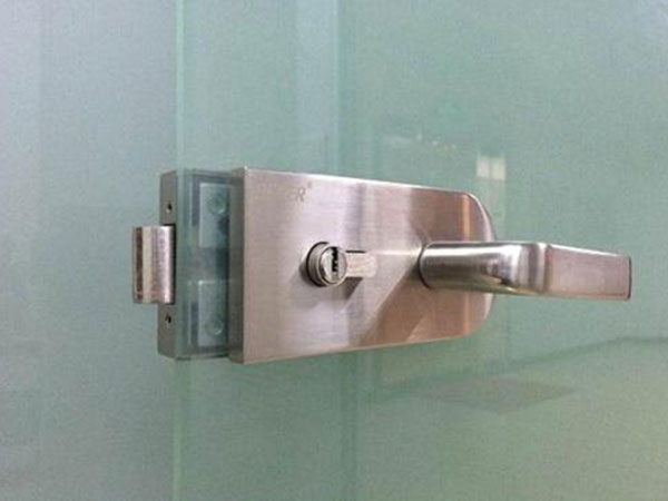 清遠(yuǎn)配小車遙控鑰匙